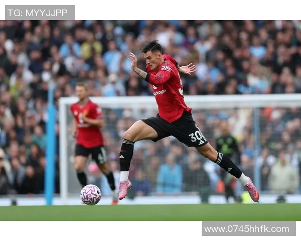 拉门斯称赞阿莫林减轻球队压力战胜利物浦只是新的起点