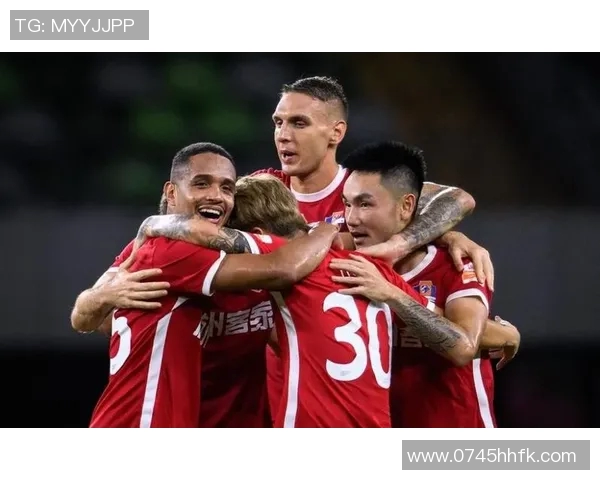 十人新鹏城客场发威杜加利奇破门助球队2-0领先三镇