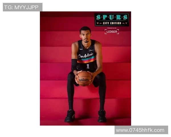 马刺新赛季球衣正式发布卡斯尔亲自试穿展现独特魅力与设计风格